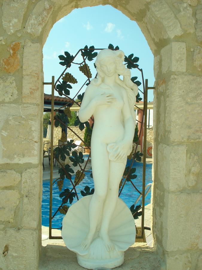 Hotel Venus フォルカ エクステリア 写真